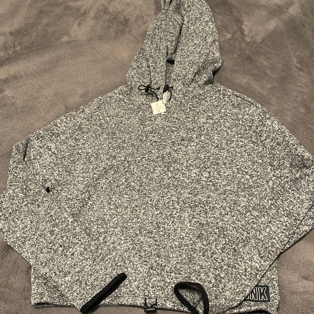 never warn grey cropped hoodie with draw sting